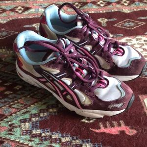 ASICS 8 ladies rare Colors used